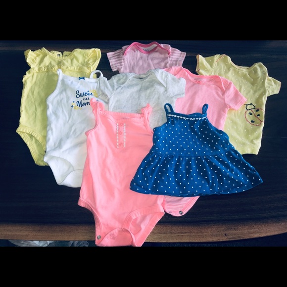 Bundle of 9 month onesies and one top - Picture 3 of 3